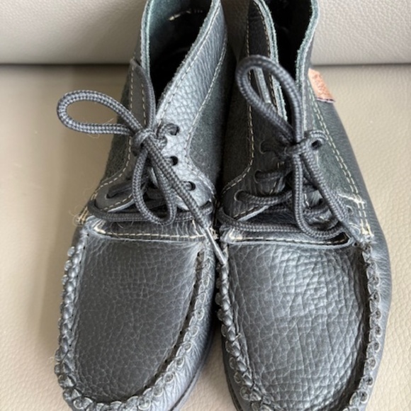 Laurentian Chief L7 full grain leather black lace-up ankle booties embossed - Picture 6 of 11